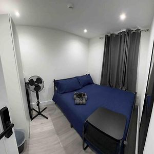 Nine Elms-Us Embassy London Room